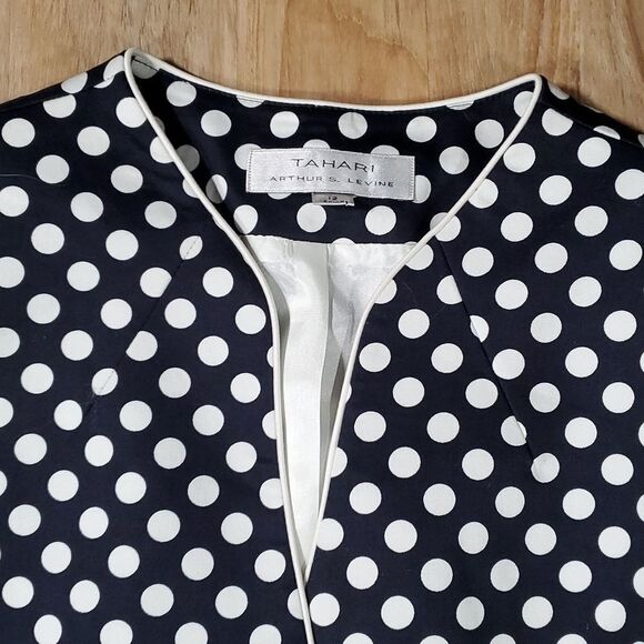 🔹️Tahari Blue & White Polka Dot Print Blazer Size 12 - Picture 4 of 10
